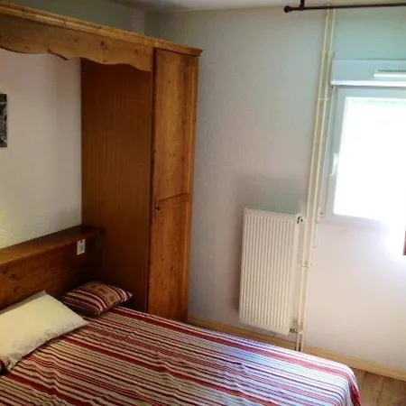Appartement De 2 Chambres Avec Piscine Partagee Et Jardin A Cauterets Cauterets