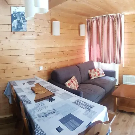 Appartement De 2 Chambres Avec Piscine Partagee Et Jardin A Cauterets Appartamento *